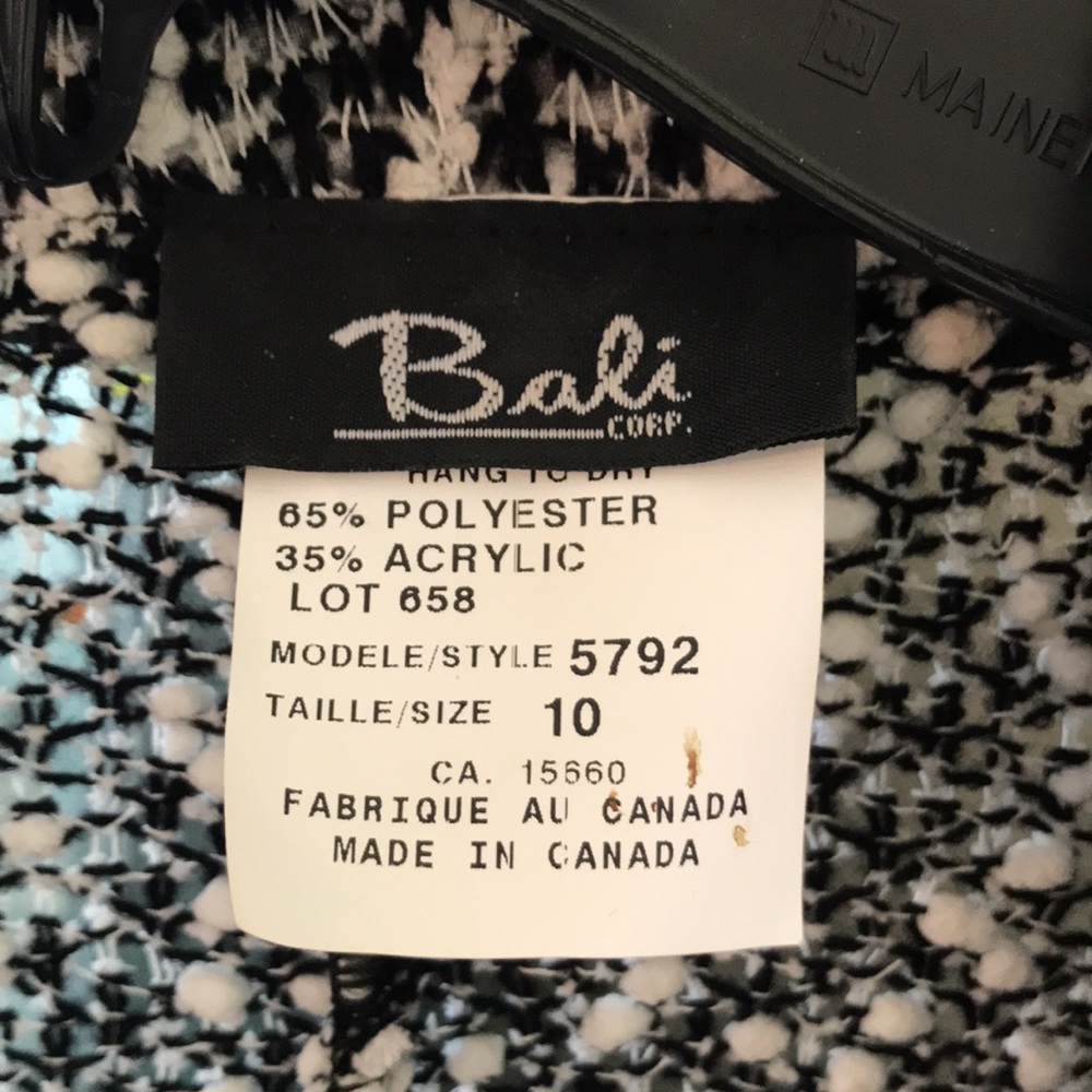 Bali ladies Semi sheer jacket. Sz. 10 - Picture 3 of 6